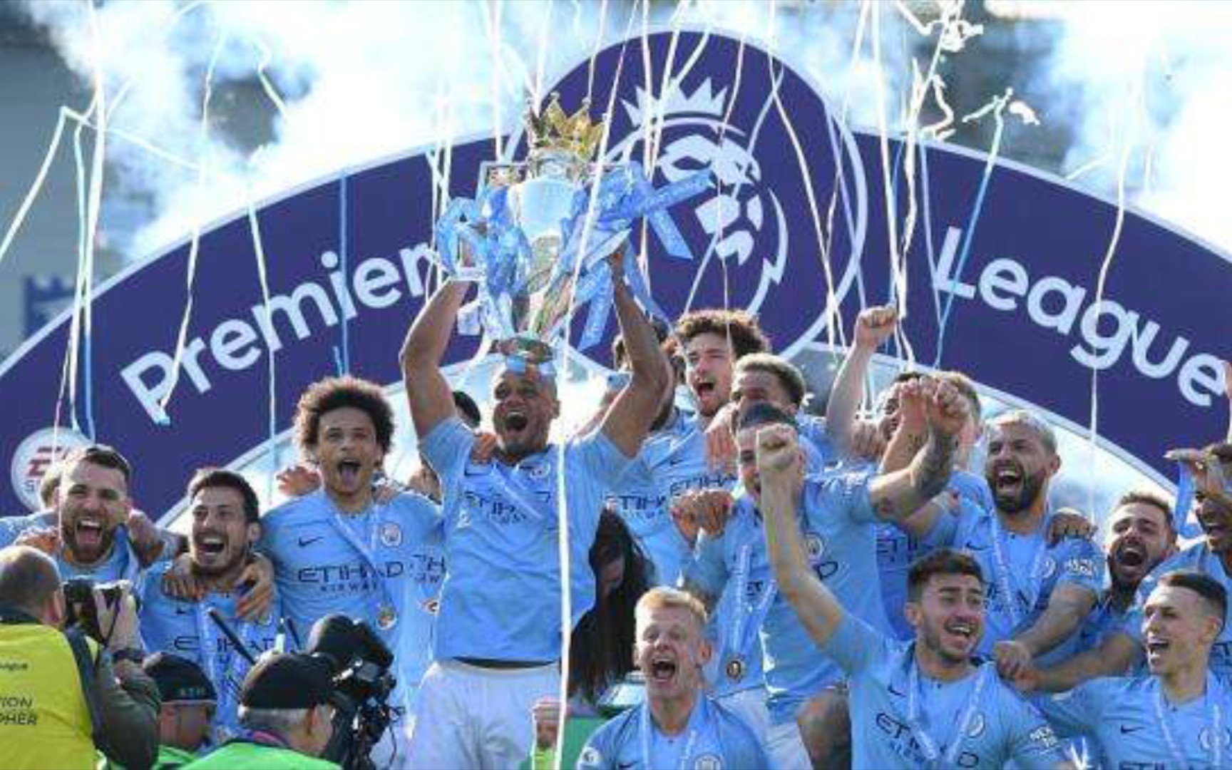 毕竟比赛中 毕竟比赛中